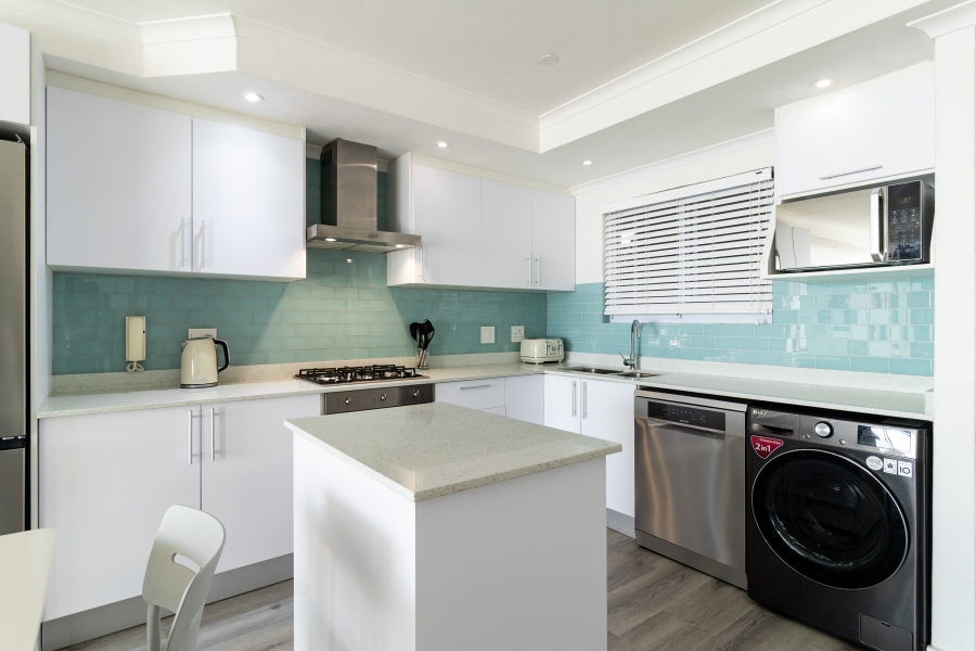 2 Bedroom Property for Sale in Bloubergstrand Western Cape